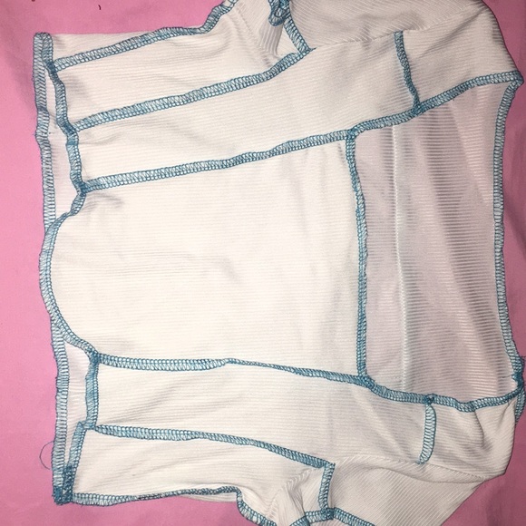 All White Two Piece “Onxy” - Picture 4 of 7